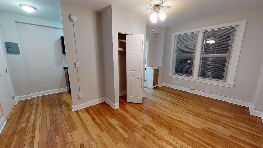 junior studio A living space at hampton courts apartments in washington dc