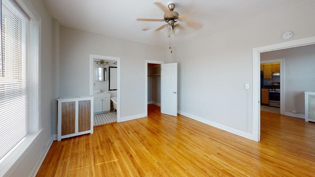 Hampton Courts Apartments One Bedroom D Bedroom