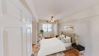 Hilltop-House-Apartments-Columbia-Heights-DC-Bedroom.jpg - Photo Gallery 4