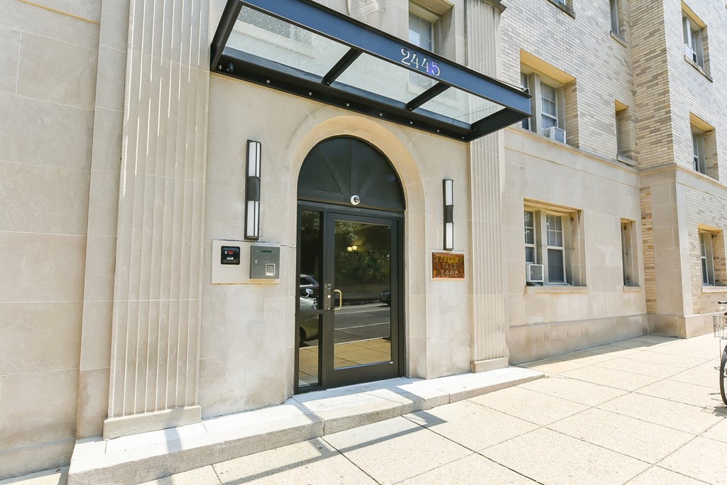 stone exterior of meridian park apartments in washington dc