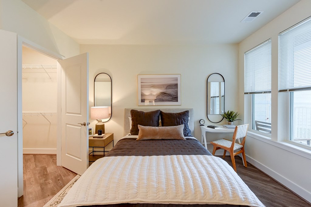 Crest-at-skyland-town-center-guest-bedroom