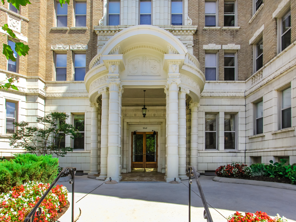 exterior view of the norwood apartments in adams morgan washington dc