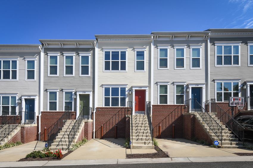 exterior view of sheridan station south townhomes in washington dc - Photo Gallery 1