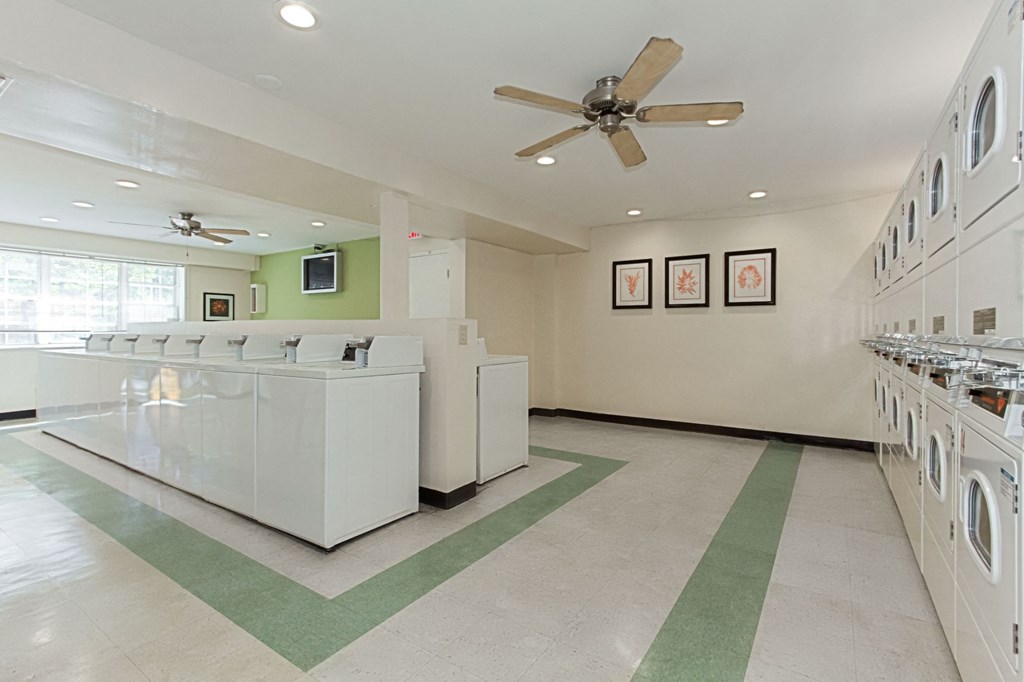 laundry room at ridgecrest village in washington dc