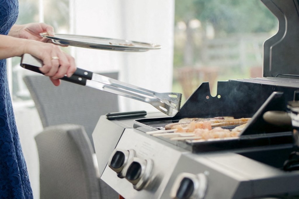 grilling station at the strand apartments in hillbrook deanwood washington dc
