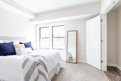 Spacious bedrooms with gorgeous natural light exposure at Oriole Landing, Lincoln