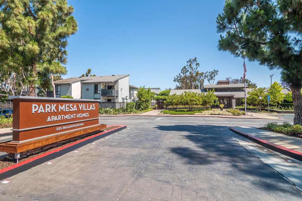 park mesa villas sign at the entrance of the park