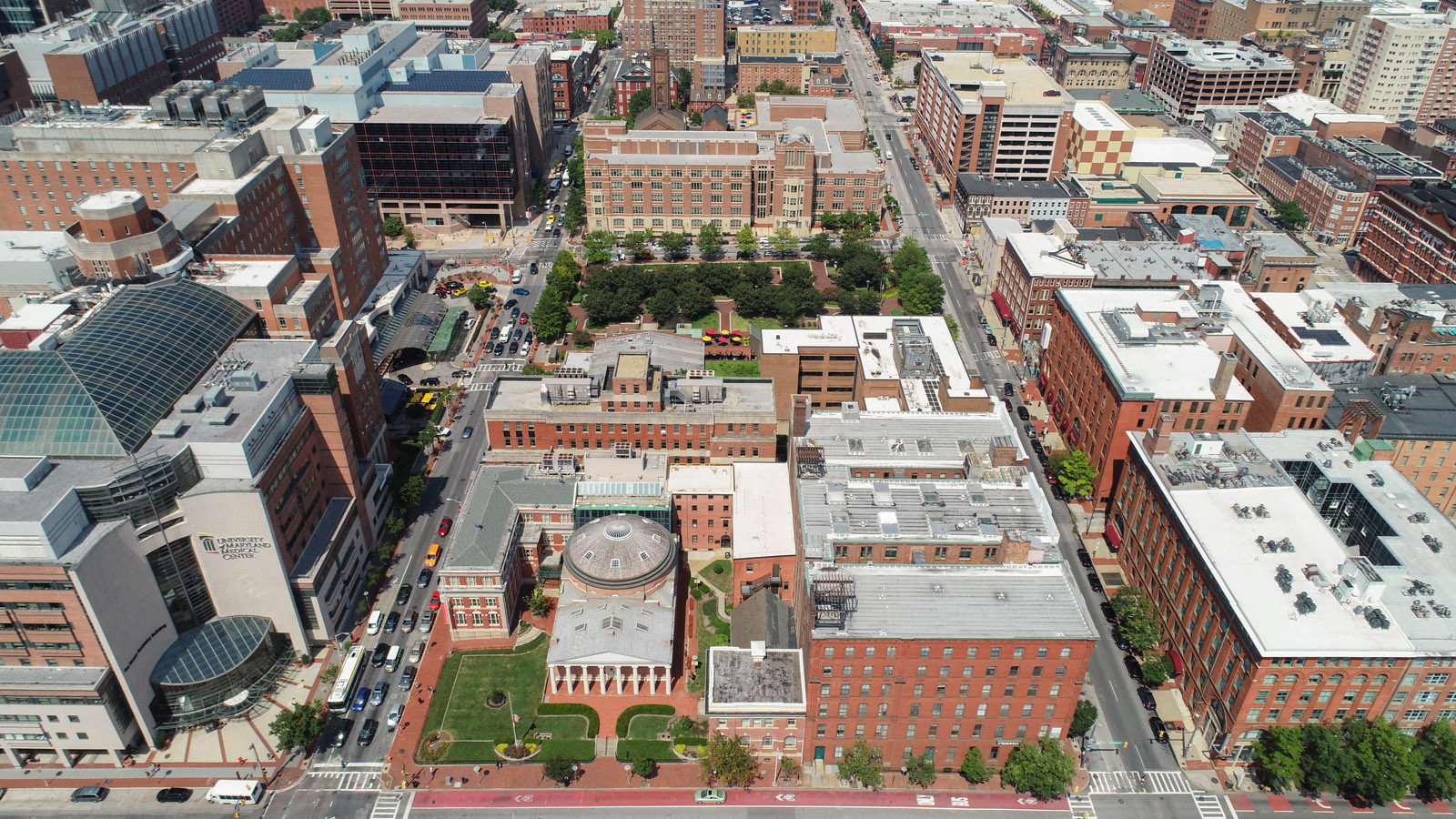 405 W Redwood Apartments