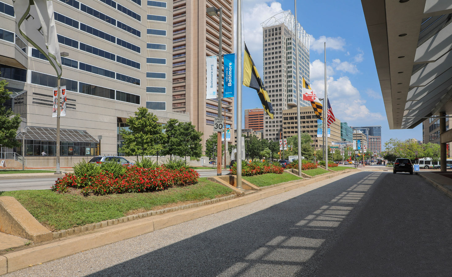 405 W Redwood Apartments