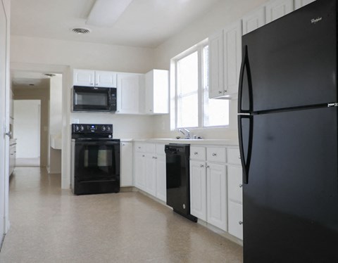 Fully Equipped Kitchen at Ingram Manor Apartments, Maryland, 21208