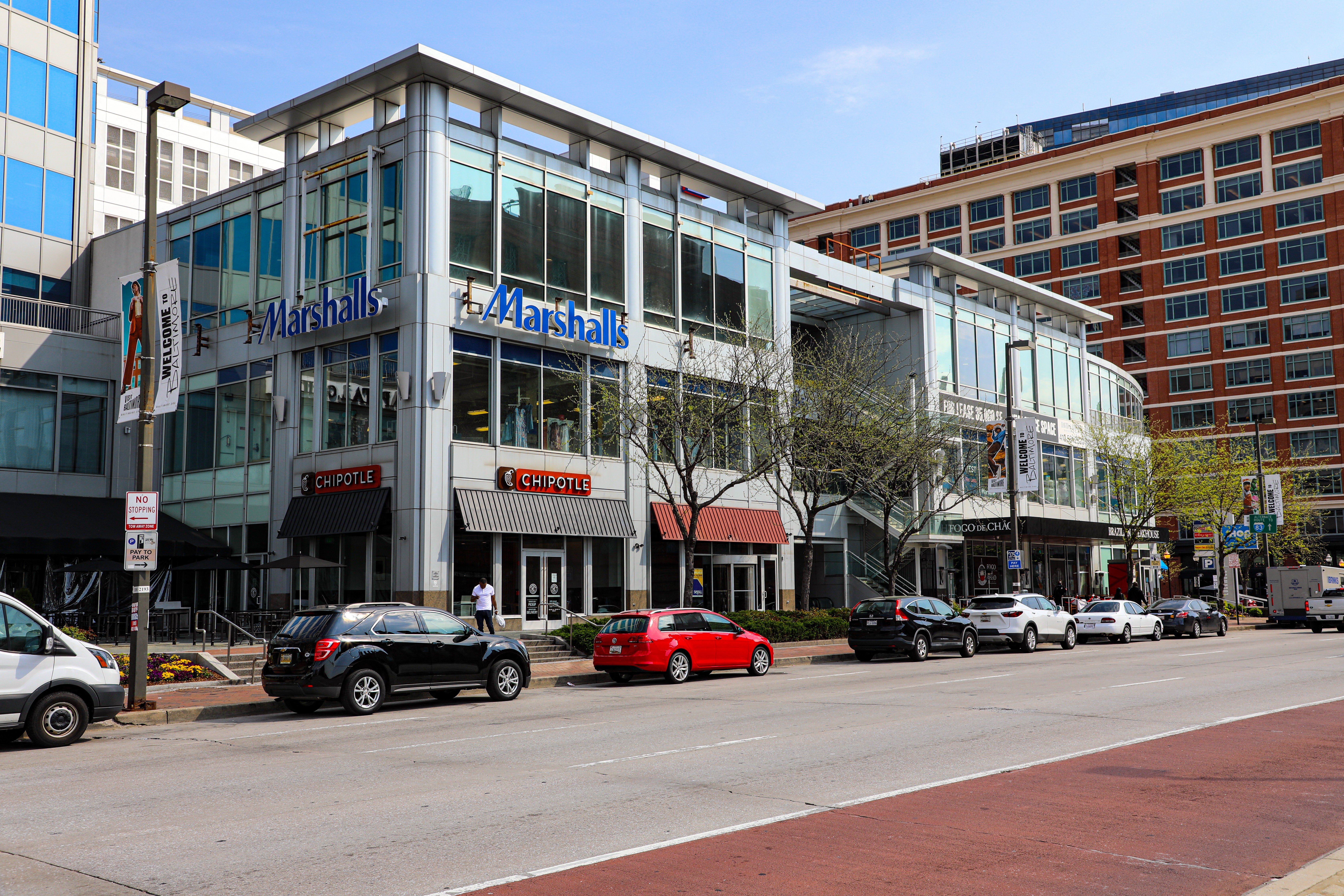 405 W Redwood Apartments