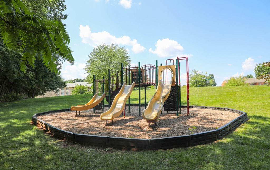 Onsite Playground at St. Charles at Olde Court Apartments, Maryland