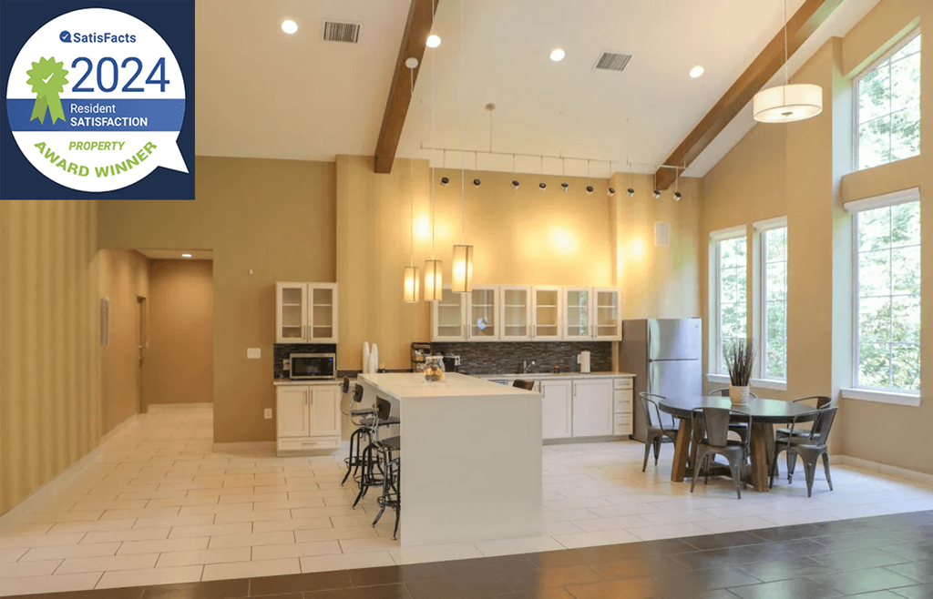 Cascades Overlook Apts.