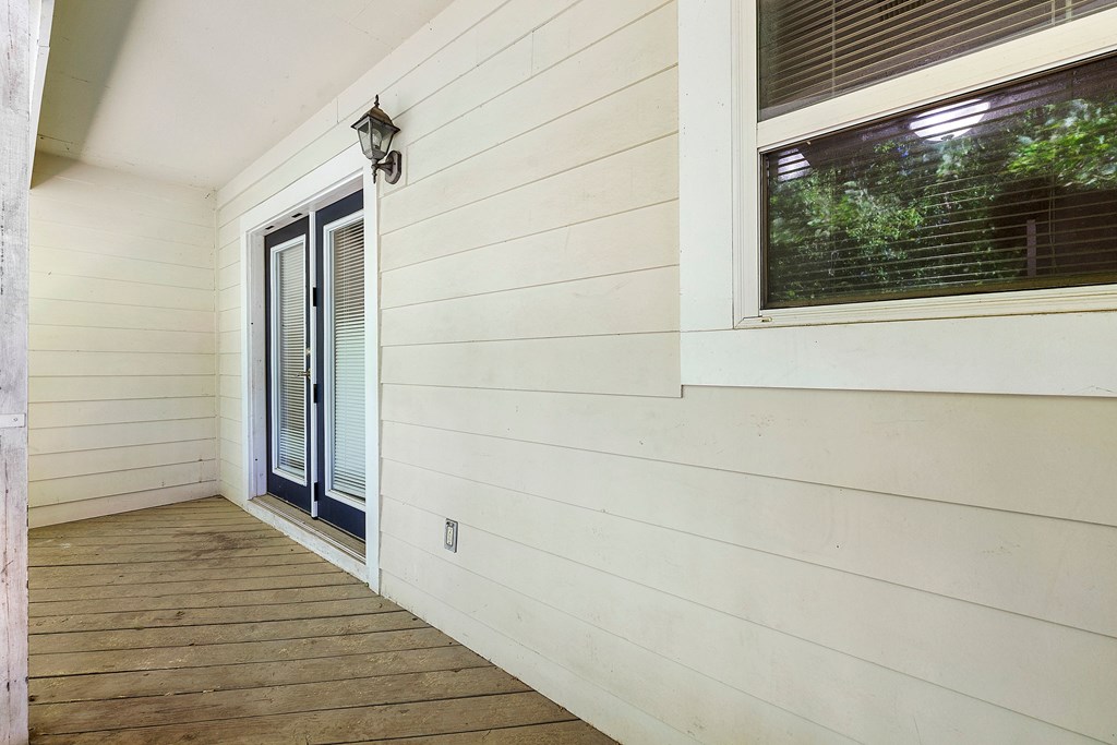 Private Balcony at Bradford Gwinnett Apartments and Townhomes, Georgia