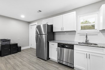 Upgraded kitchen stainless steel appliances - Photo Gallery 3
