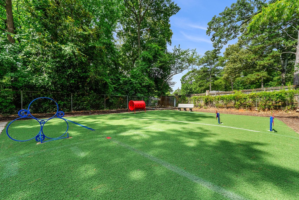 Pet play area at Georgian Oaks Apartments, Smyrna, GA 30080