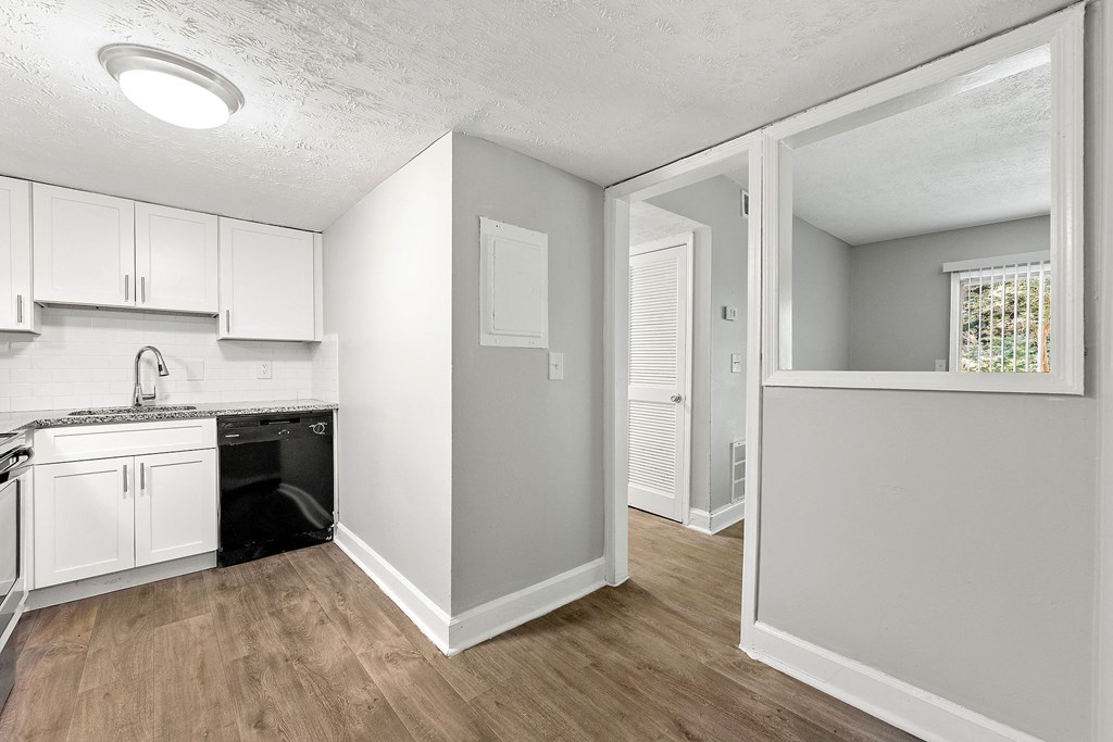 Kitchen at Pines at Lawrenceville Decatur 30033