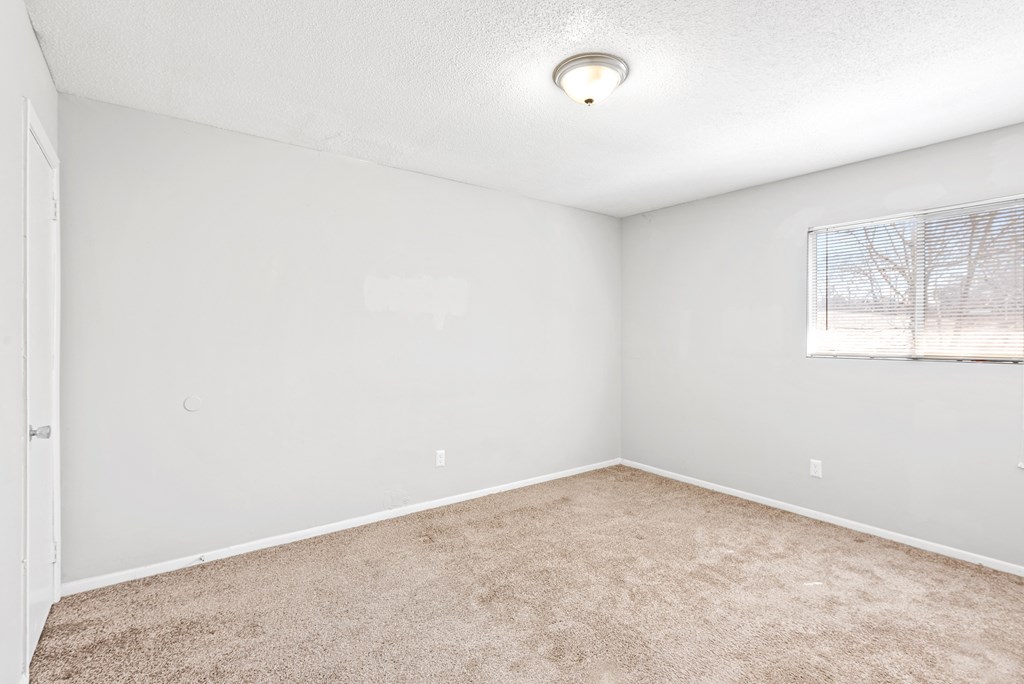 Master bedroom at Northgate Townhomes in Tucker, GA  30084