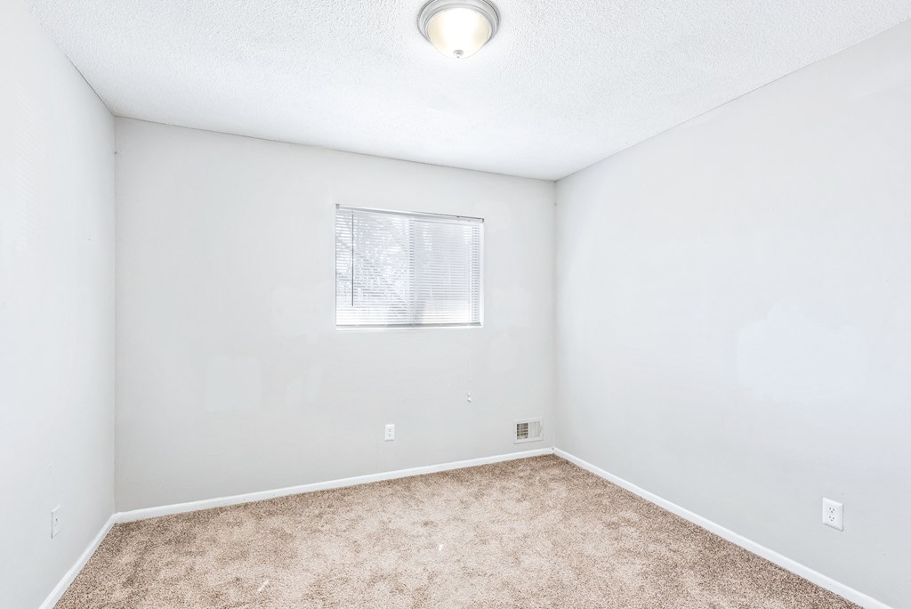 Master bedroom at Northgate Townhomes in Tucker, GA  30084