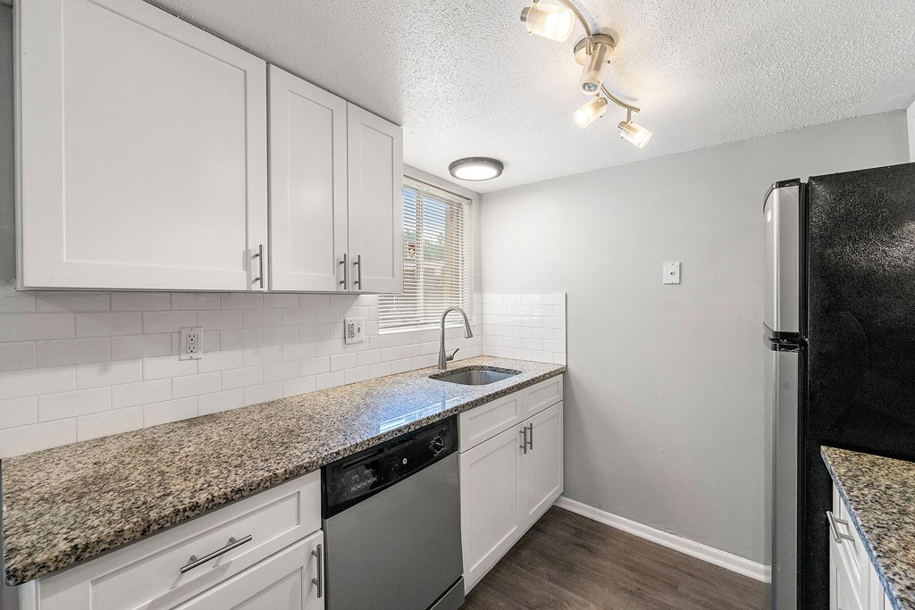 Upgraded kitchen at Northgate Townhomes in Tucker, GA  30084