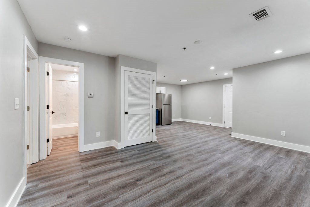 Unfurnished Living Area at Woodbriar Management, LLC, Tucker, GA