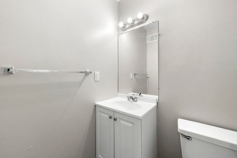 Bathroom at Bradford Gwinnett Apartments and Townhomes, Norcross, GA 30071