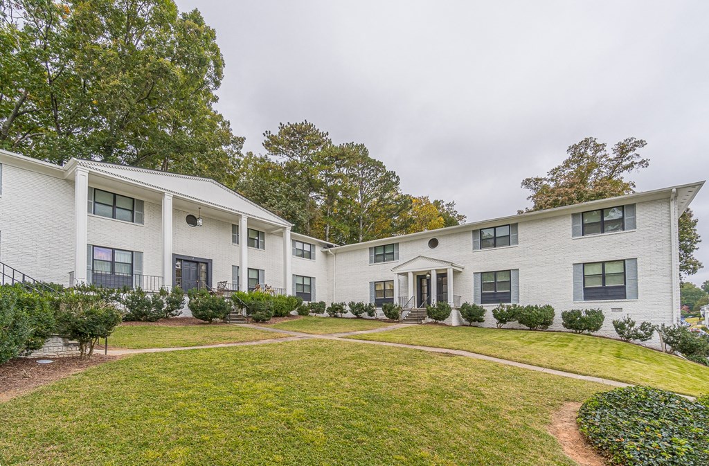 Updated Building Exteriors at Georgian Oaks Apartments 2, Smyrna, GA