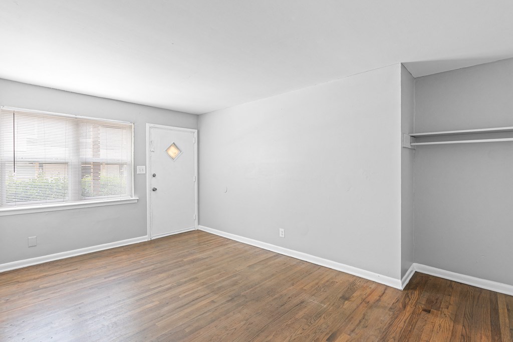 Spacious Living Room Hardwood Floors at Gardens at Washington Park 1, Atlanta, GA, 30314