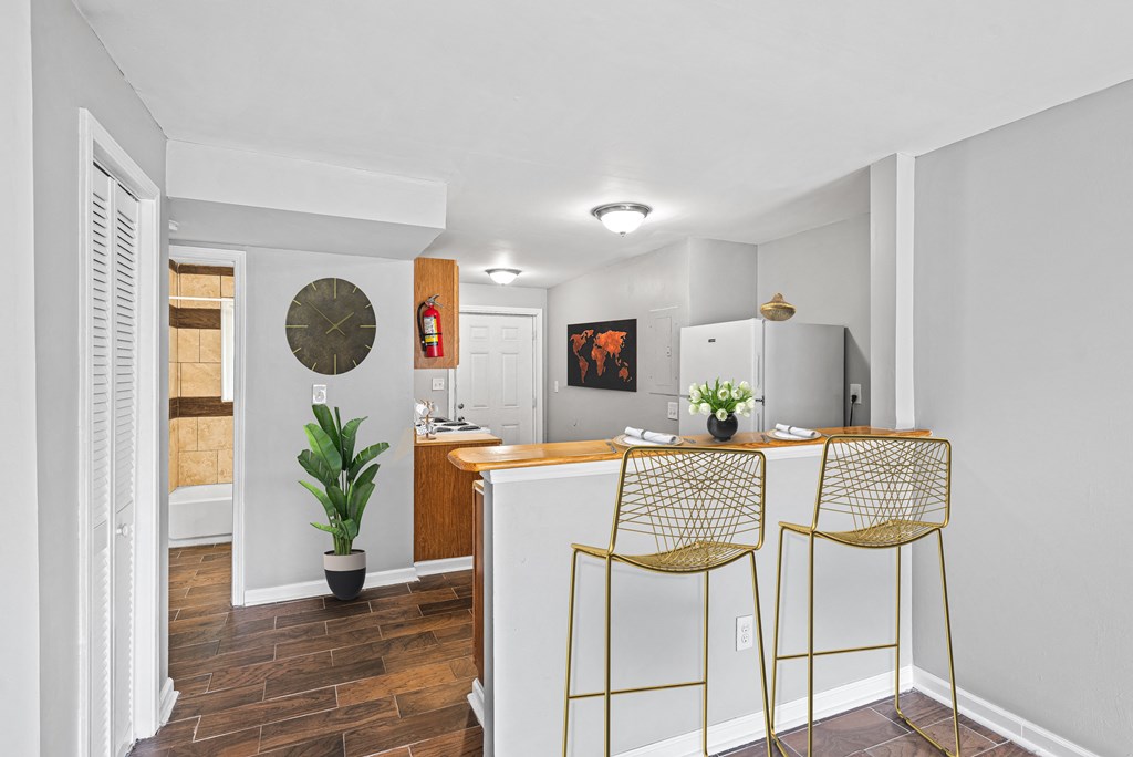 Updated Kitchen Breakfast Bar at Gardens at Washington Park 2, Atlanta, GA 30314