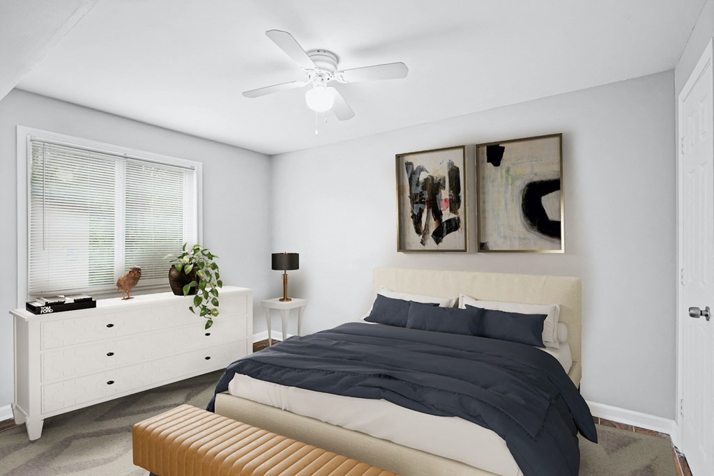 Spacious Bedroom with Ceiling Fan at Gardens at Washington Park 2, Atlanta Georgia