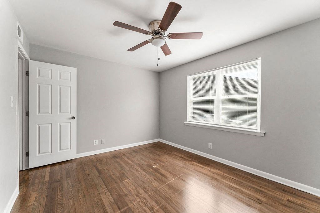 Ceiling Fans In rooms To Keep You Cool And Energy Efficient Ceiling Fans In rooms To Keep You Cool And Energy Efficient  at Gardens at Washington Park, Georgia , 30314
