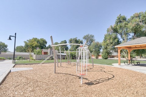 free playground equipment at the whispering winds apartments in pearland