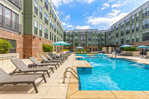 1400 Chestnut St 1-2 Beds Apartment for Rent