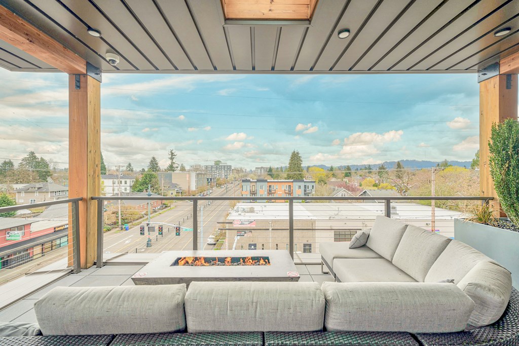 Rooftop Lounge with view