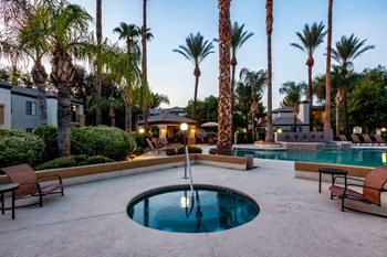Hot tub - Photo Gallery 5