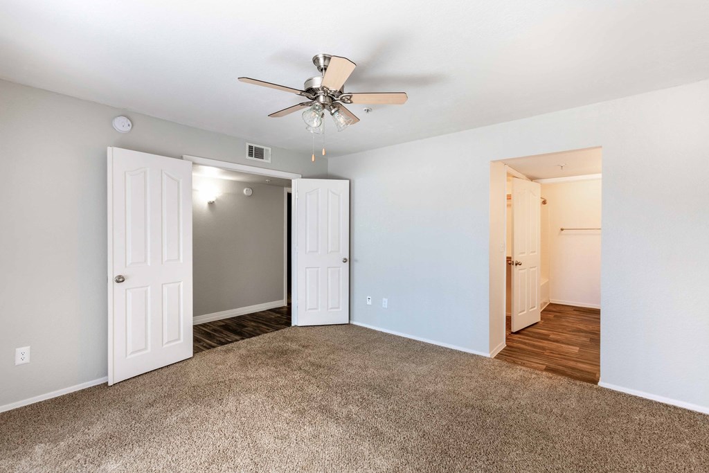 Bedroom with Bathroom