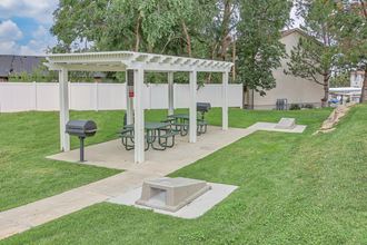 Cherry Lane Apartment Homes