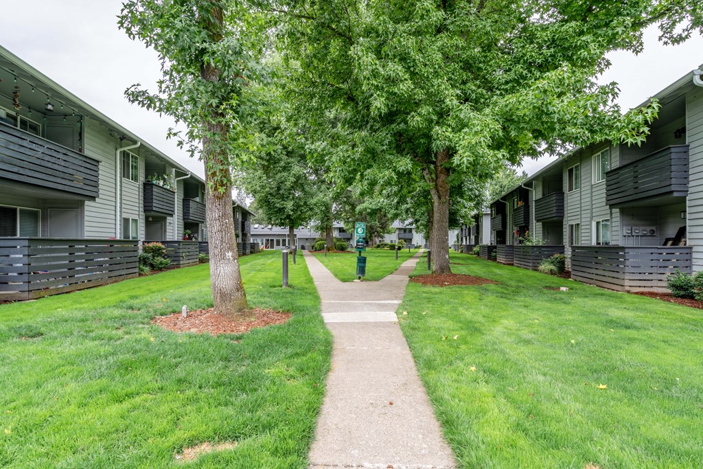 Courtyards At Cedar Hills
