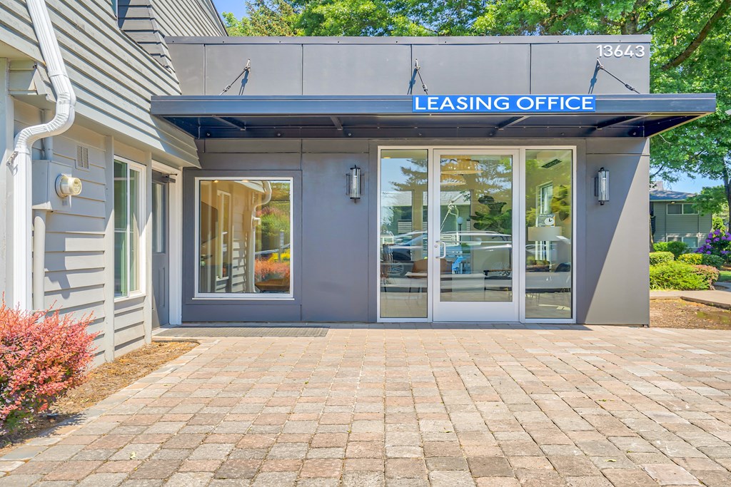 Leasing Office