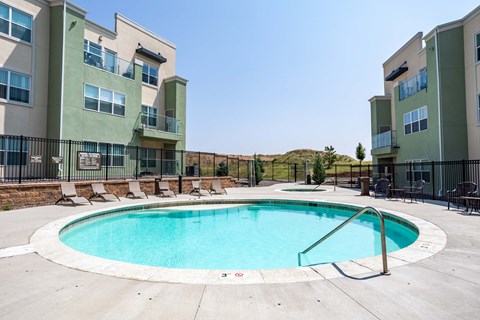 the swimming pool at the preserve at ballantyne commons apartments