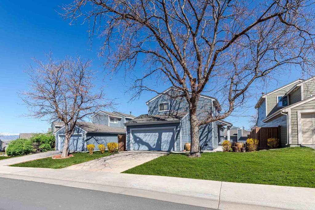 Townhouse with garage