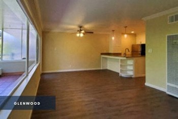 Living Room at Glenwood - Photo Gallery 31