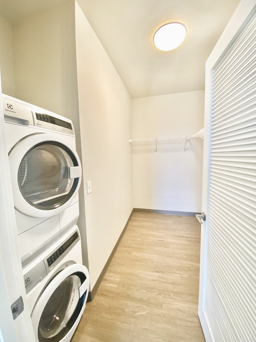 Willow Creek Crossing