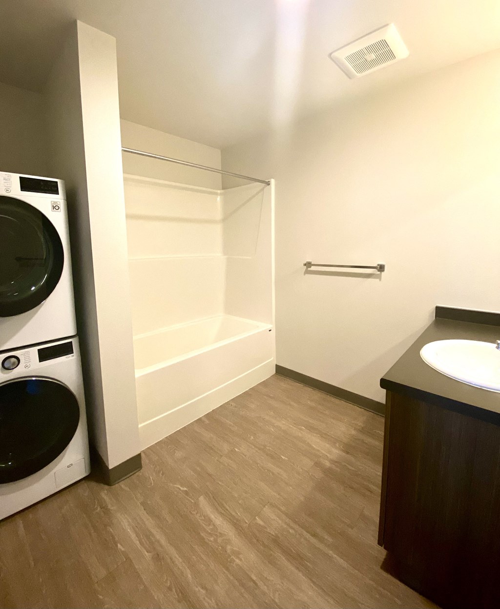 Willow Creek Crossing