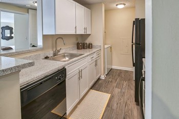 Kitchen - Photo Gallery 5