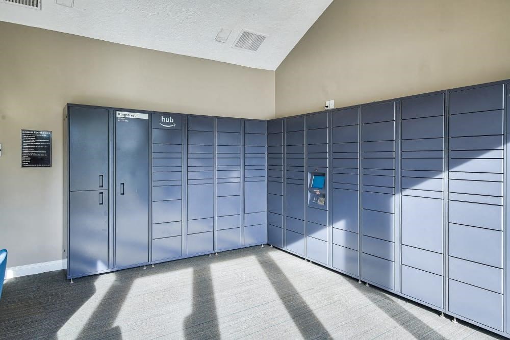 Amazon Package Lockers