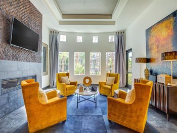 Clubhouse and Leasing Center - Photo Gallery 4