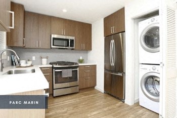 Kitchen and Laundry at Parc Marin - Photo Gallery 73