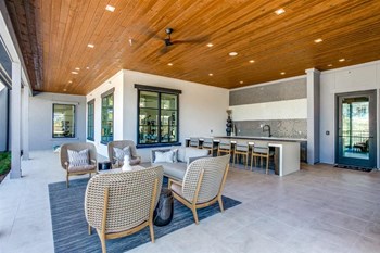 BBQ Area - Photo Gallery 4