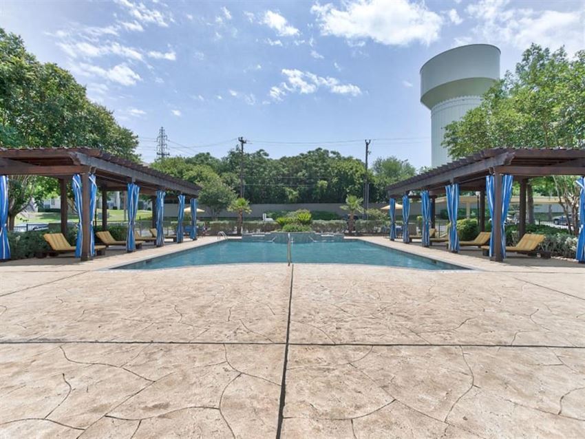 The BLVD At Medical Center Apartments, 4980 USAA Blvd., San Antonio, TX